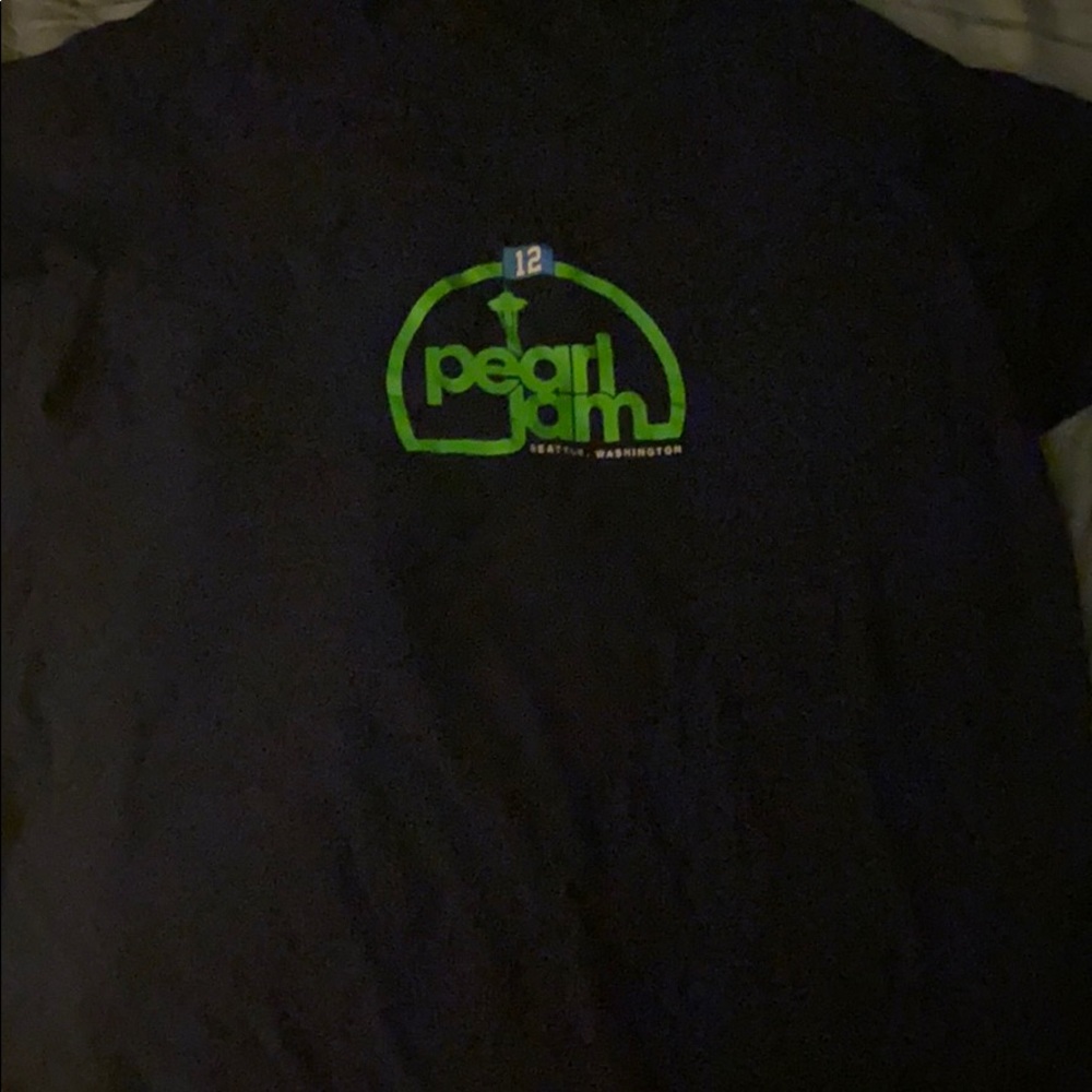 BUNDLE ONLY Seattle Pearl Jam Men’s T-Shirt